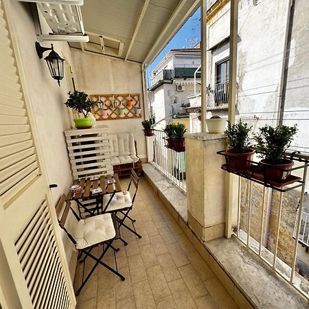 La Casa Di Sarah Aspetta Voi Apartamento Nápoles Exterior foto