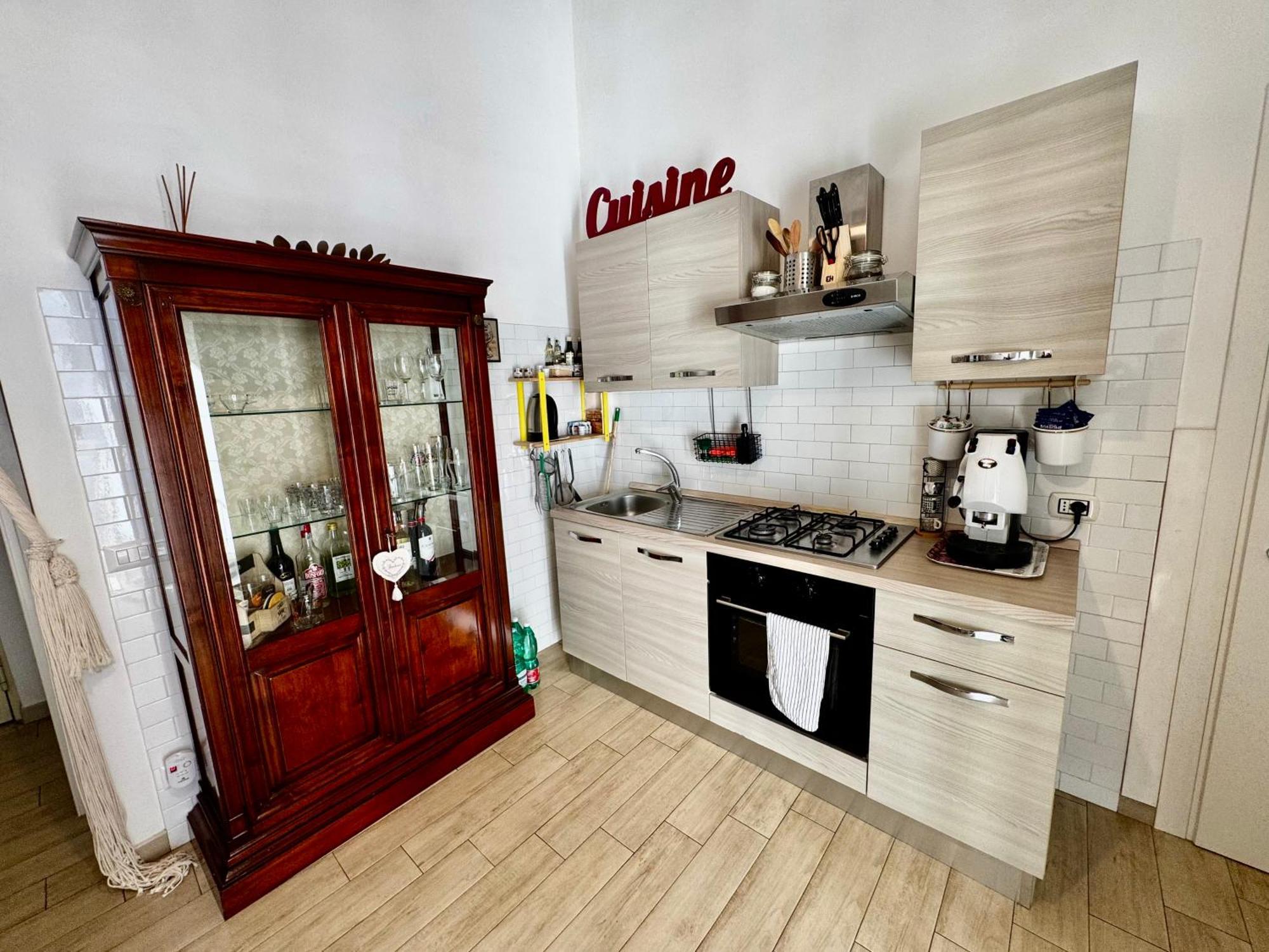 La Casa Di Sarah Aspetta Voi Apartamento Nápoles Exterior foto